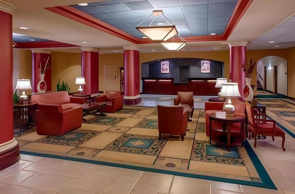 Radisson Hotel Austin - University Bagian luar foto