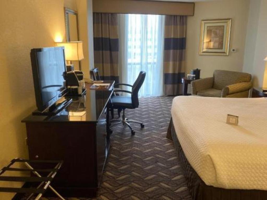 Radisson Hotel Austin - University Bagian luar foto